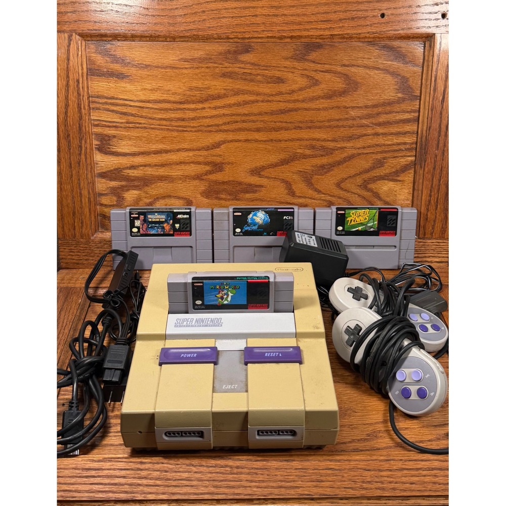 Nintendo Super NES SNES Console SNS-001 Bundle 2 Controllers 4 Games Mario WWF